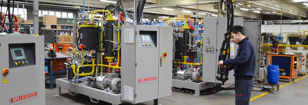  A compact Cannon دستگاه تزریق فوم